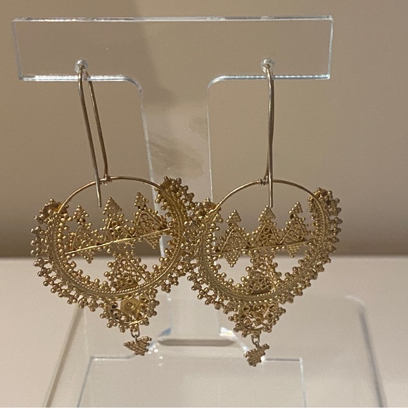 Beautiful gold statement mandala festival earrings from India - Picture 3 of 3